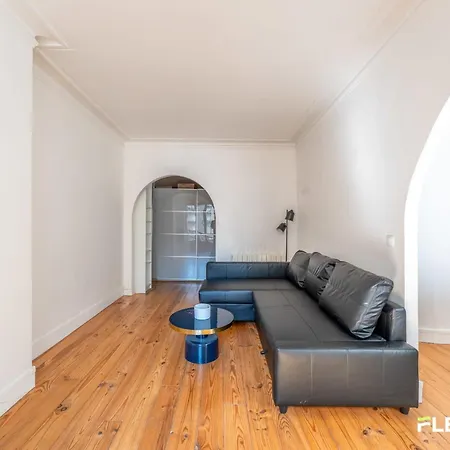 1br Flat Passy District Near Eiffel 16e